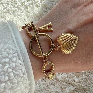 Heart bracelet, initial bracelet, chunky oval chain bracelet gold, wide link chain bracelet, oversized bracelet women, toggle clasp bracelet