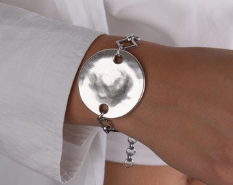 Hammered disc bracelet, large silver charm bracelet, chunky coin bracelet, statement bracelet, oversized moon pendant, modern chain bracelet