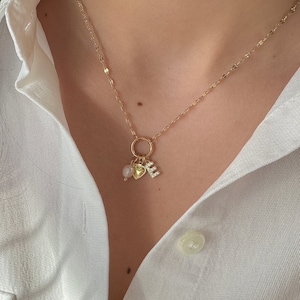 Collar inicial personalizado, Collar de letras, Collar de corazón personalizado, Collar minimalista de oro, regalo para ella, San Valentín, pequeño encanto