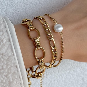 gold Chain Bracelet, stacking bracelet, chunky Chain Bracelet, pearl charm bracelet, figaro chain bracelet, gift for her, layering bracelets