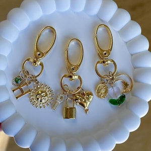 benutzerdefinierte Taschenanhänger, Gold-Schlüsselanhänger Halter, Geldbörse Handtasche Zubehör, Handtasche anpassbare Charme, Geschenk für sie, trendy personalisierte Initiale