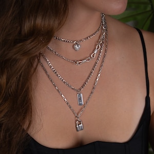 Layered necklace set, Padlock Charm Necklace, Heart Choker Necklace, Minimalist Necklace, Long Silver Chain Necklace, small love pendant