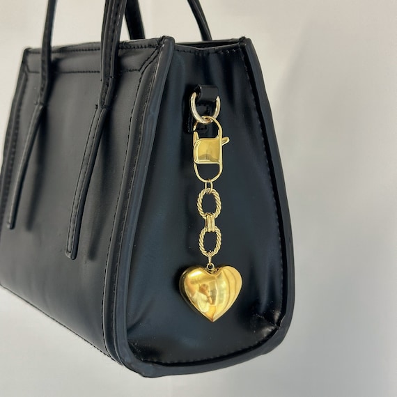 LEATHER HEART CHARM BLACK NAPPA W/GOLD LEATHER HEART CHARM BLACK NAPPA W/GOLD