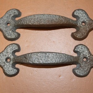 5-HANDLES,Raw Unfinished Hardware,Farmhouse Decor,Fleur De Lis Accents,HW-14