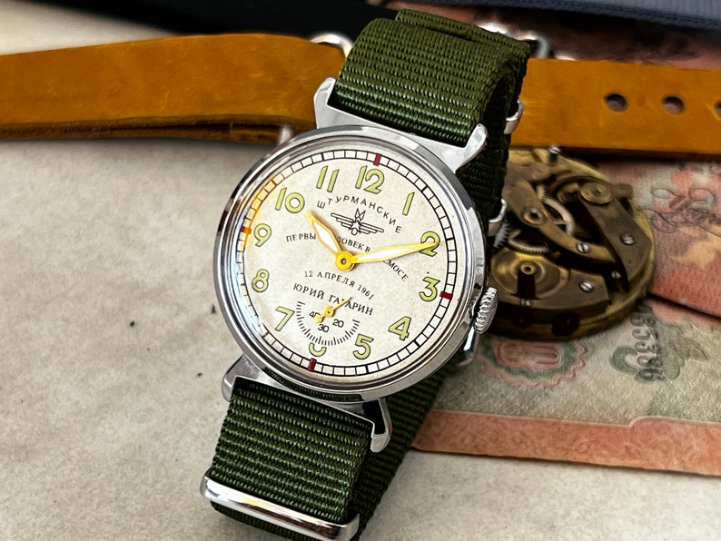 Montre militaire soviétique Pobeda Shturmanskie Gagarine de lURSS des années 1960. image 3