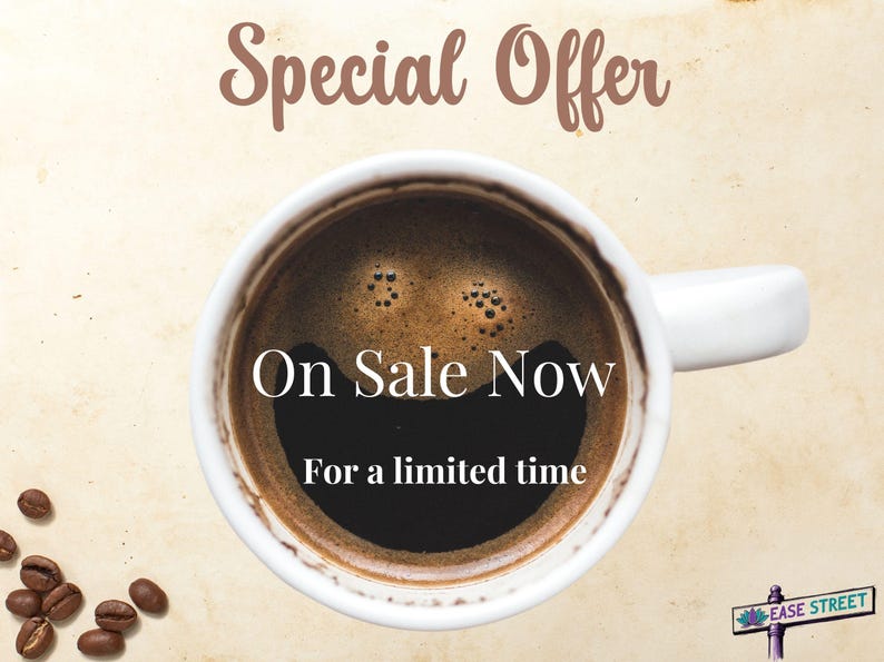 Puede incluir: Una taza de caf&eacute; blanca con una cara sonriente hecha de caf&eacute;. El texto "On Sale Now" est&aacute; escrito debajo de la taza. El texto "For a limited time" est&aacute; escrito debajo del texto "On Sale Now".