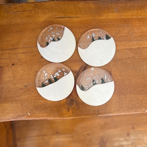 Dessous de verre boules à neige uniques, lot de 4 + support en option