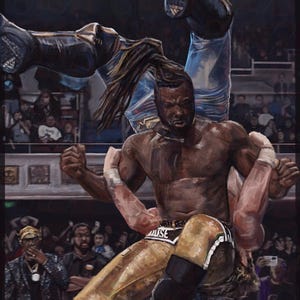 Puede incluir: Una pintura dinámica de un combate de lucha libre. Un luchador musculoso, con un calzón dorado y negro, es sujetado por su oponente. El público en el fondo añade intensidad a la escena deportiva.