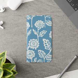 Floral Flip Case - Stylish Phone Cover, Elegant Gift for Her, Durable Wallet Case, Perfect for Spring, Floral Pattern Accessory,