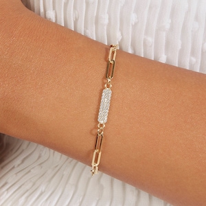 BRIELLA | Paperclip Chain Baguette Diamond Bracelet