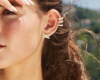 LINT | Pavé-strikoorknopjes van 18 kt goudvermeil, sierlijke kristallen lintoorbellen, leuk cadeau voor alledaagse elegantie voor meisjes en vrouwen