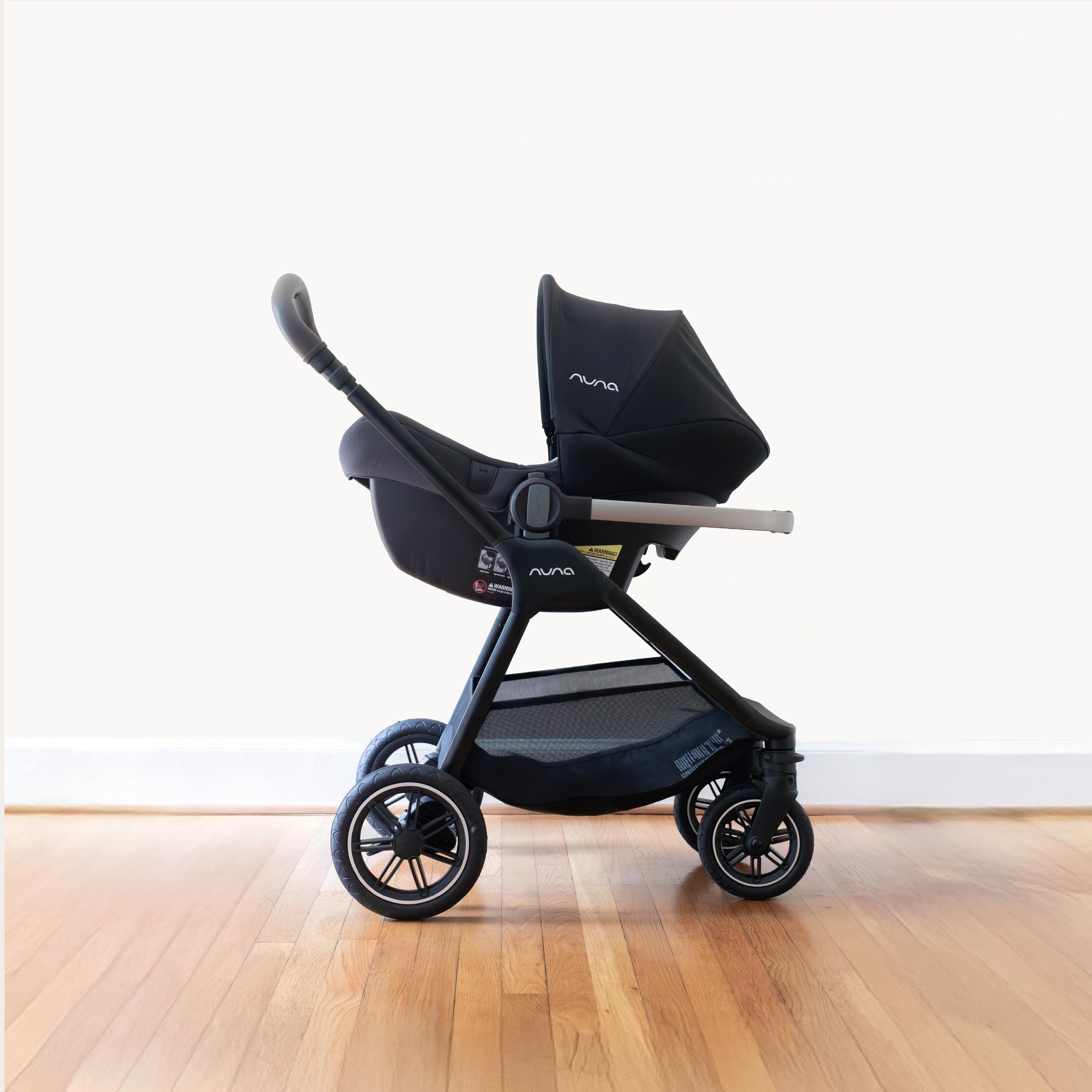 Nuna PIPA カーシートからNuna TRIV Next ベビーカーへのアダプター Nuna PIPA カーシートからNuna TRIV Next ベビーカーへのアダプター