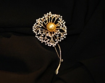 Broche en perle de pissenlit faite main, perle d'eau douce naturelle, épingle à fleurs en diamant, personnalité de luxe, tempérament, accessoires de corsage polyvalents.