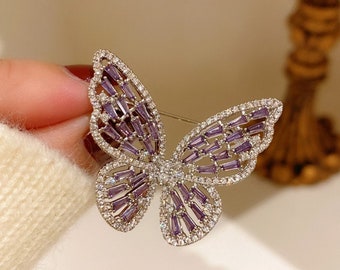 Broche de mariposa de cristal púrpura hecho a mano, broche de insecto de diamante Swarovski, súper brillante, deslumbrante fantasía, accesorios de ramillete elegantes vintage