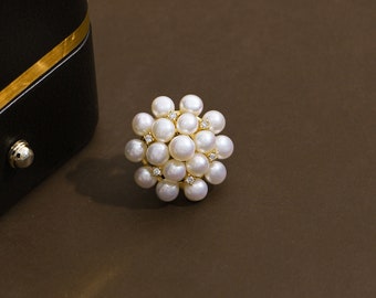 Handgemachte Natürliche Perle Blumen Brosche 18k Vergoldet Strass Pin Vintage Elegant Temperament Hochzeit Corsage Weihnachten Accessoires.