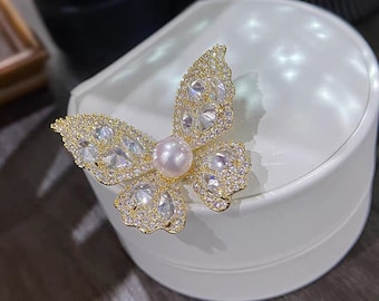 Handgemachte Natürliche Perle Schmetterling Brosche 18k Vergoldet Kristall Pin Luxus Vintage Exquisite Dazzlin Elegante Weihnachten Corsage Accessoires.