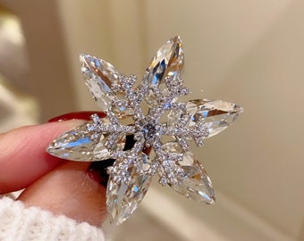 Christmas Brilliant Crystal Snowflake Pin Rotatable Swarovski Crystal Brooch Corsage Handmade Winter Suit Pin GIft For Her And Mother.