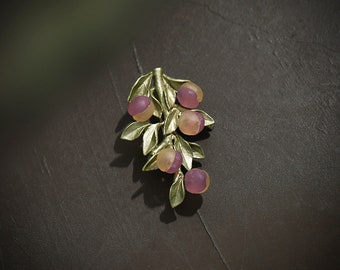 Broche de fruits en résine faite main processus de peinture plantes artificielles épingle style INS mignon exquis vintage tempérament printemps accessoires de corsage
