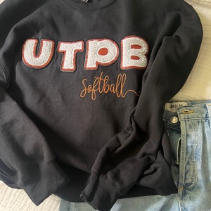 Sudadera Spirit personalizada con apliques bordados, espíritu de equipo, camiseta Spirit, camiseta escolar, sudadera escolar, sudadera con letras universitarias