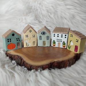 Tiny Ceramic Houses , Set Of 5, Little House, Tiny House, Ceramic Houses, Miniature House, Fairy House, Clay Houses, Rustic House