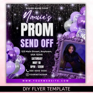 Può includere: Un volantino viola e nero per "Manuie's PROM SEND OFF" con una foto in una cornice decorativa. Il volantino include i dettagli dell'evento: sabato 10 maggio, 20:00-24:00, e un sito web e un handle di Instagram. Palloncini in tonalità viola e argento decorano lo sfondo.