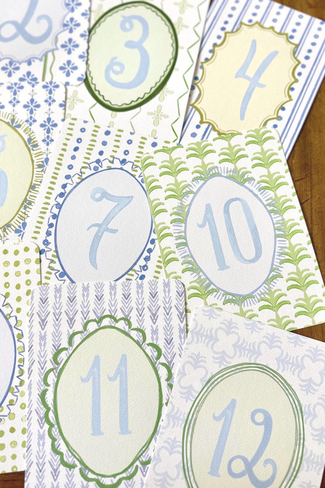 どこでもブルーのマイルストーンカード、女の子のマイルストーンカード、赤ちゃんのマイルストーンカード、ピンクとオレンジの保育園、水彩画のマイルストーン  - Etsy 日本