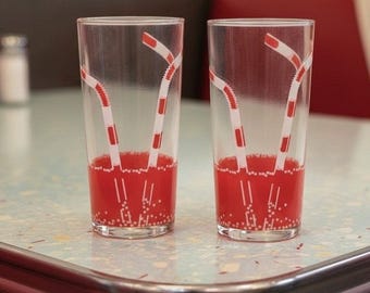 Bicchieri da bibita in stile retrò da diner, set da 2, bicchieri highball vintage con cannucce rosse, bicchieri di ricambio