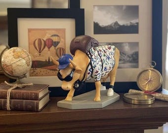 Vintage 2001 Cow Parade Cowparade - Hugs and Smooches~ Cow