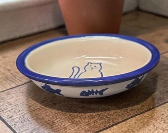 Boots & Barkley Oval Cat Food Bowl, Replacement Blue and Cream Dish, Vintage Style Stoneware
