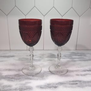 Cristal D&#39;Arques-Durand Ruby Goblet Set, 8oz Goblet, Antique Water Wine Glasses, Red/Clear Glass Collection