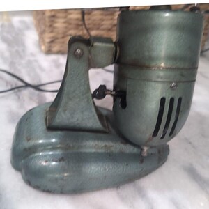 McGraw Zero Desk Fan #1275, Four Blade Metal Cage, Vintage Art Deco Office Decor image 5
