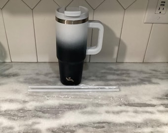 New Konokyo 30 oz Insulated Tumbler with Handle and 2 Straws 2 in 1 Lid