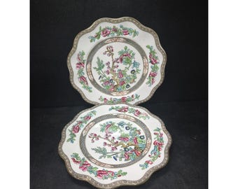 Plato de pan Coalport, Inglaterra, año 1750 (juego de 2) Porcelana fina con borde dorado y diseño floral *