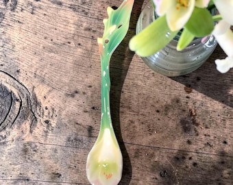 Cuillère en porcelaine sculptée Franz FZ00481, design printanier freesia, objet d'art vintage à collectionner, accessoire de remplacement pour le thé