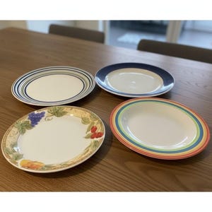 Platos llanos de gres surtidos Gibson, juego de 4, vajilla vintage, vajilla de repuesto, aptos para lavavajillas.