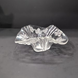 Ciotola in cristallo satinato Mikasa, piatto per dolciumi Parisian Ivy, vetro piombato pesante, arredamento vintage per la casa, idea regalo