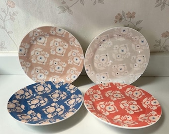 Pier 1 Floral Pattern Salad Dessert Plates, Set of 4, Replacement Dinnerware, Multicolor Tableware
