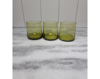 Vasos de zumo de vidrio verde reciclado, juego de 3, vasos hechos a mano, vajilla ecológica.