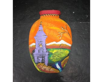 Dekoracja wisząca w kształcie dzbanka, malowana ręcznie, widok Wielkiego Muru z górami i polami