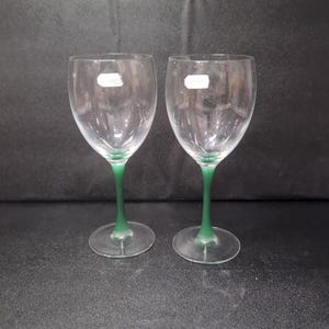 Crystal D&#39;Arques-Durand Jase Green Stem Glasses, Wine Glasses, Water Glasses, 8 oz Glasses, Set of 2, 8&quot; Tall
