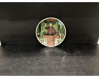 Knowles Wonderful Wizard of Oz Mayor Decorative Plate, Fine China Collectible, Norman Rockwell-Style