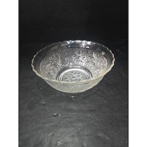 Anchor Hocking Sandwich Glass Bowl, Vintage 6.5&quot; Serving Bowl, Clear Deep Bowl, Daisy Design