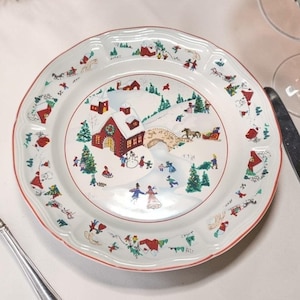 Farberware White Christmas Serving Platter, Katherine Babanovsky #391, Holiday Tableware, Festive Replacement Dinnerware