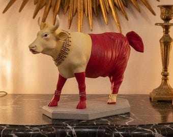 Cow Parade Diamonds Are A Cow's Best Friend Figurine, Westland