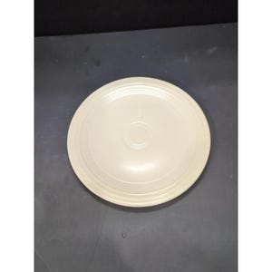 Fiesta Old Ivory Luncheon Plate 9.5&quot;, Vintage Original Fiestaware Plate, Collectible Dinnerware