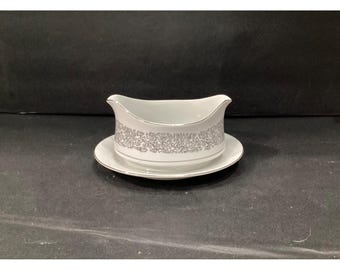 Brookwood Porcelain by Interpace Corporation M2001 Santiago Gravy Boat