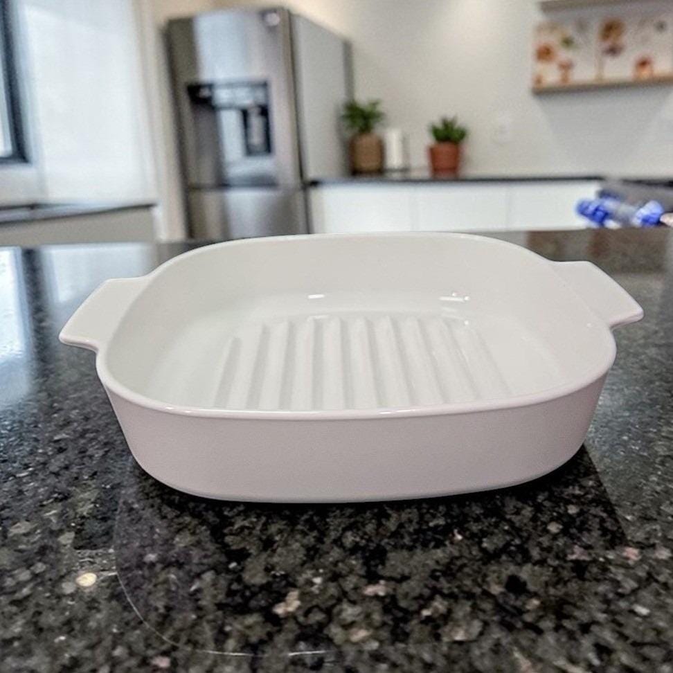 Corning Ware Roasting Casserole Dish M-10-GR-B, Vintage White