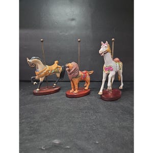 フランクリンミント社　ポーセリン　かわいい動物の置物 Franklin mint porcelain horses - Etsy 日本