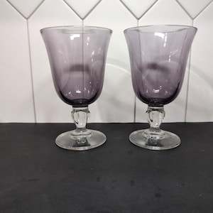 Cristal D&#39;Arques-Durand Amethyst Wine Glasses Set of 2, Vintage Glassware, Purple Stemware, Wine Lover Gift, Dining Essential