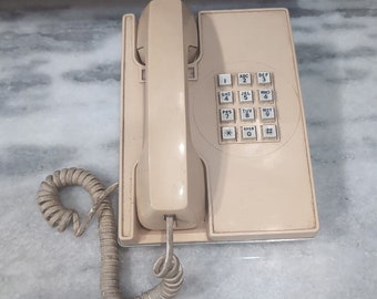 Téléphone de bureau de direction Design Line des années 1970 de MCM, pêche électrique occidentale